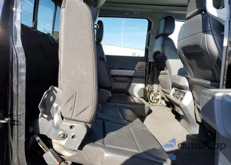 2024 Ford F250 Super Duty z USA, uszkodzony, nr VIN 1FT8W2BTXREE68709